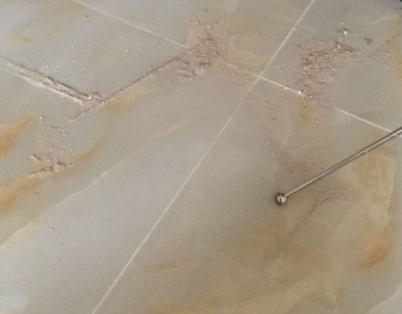 新乡瓷砖空鼓维修公司分享粘合剂选择不当在瓷砖铺贴过程中可能导致以下问题